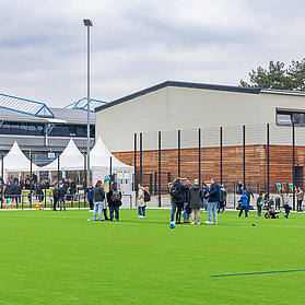 Eröffnung der Sportanlage mit vielen Gästen