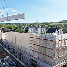 Das neue Feuerwehrhaus Ahrweiler im Stadtteil Ahrweiler entsteht als moderner Neubau mit nachhaltiger Holzbauweise.