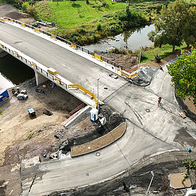 Luftaufnahme der Bachemer Brücke.