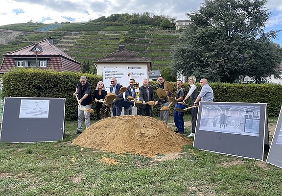 Spatenstich für das neue Wasserwerk Walporzheimer Straße in Bad Neuenahr-Ahrweiler, Projekt im Bau im Ahrtal.